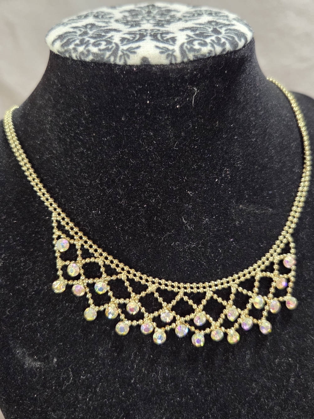 Betsey Johnson Gold Tone AB Rhinestone Web Mesh Collar Necklace Heart Tag Pearl
